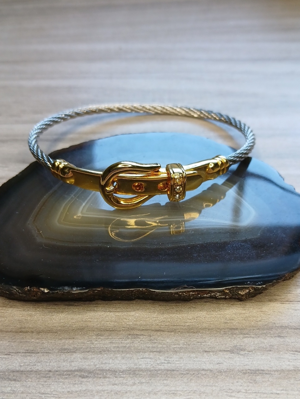 Gold-Tone Buckle Cable Bracelet - Elegant Women's Jewelry